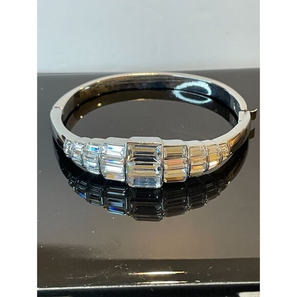 Gorgeous Signed Givenchy Rhinestone Hinged Cuff Bracelet - Picture 8 of 12